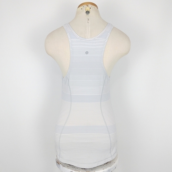 Lululemon Think Fast Active Tank Size 4 - Picture 5 of 8